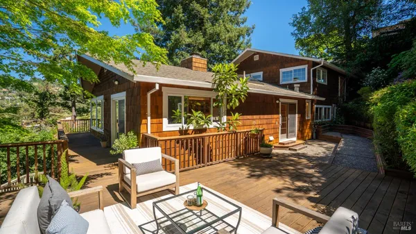 $1,495,000 | 5 Viox Way, San Rafael, CA 94901