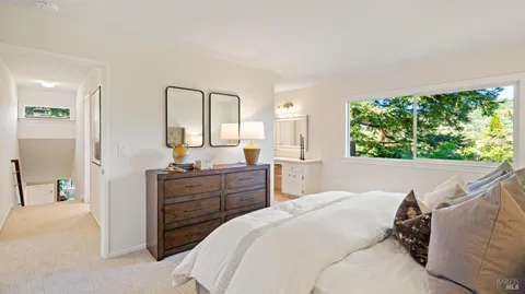 $1,495,000 | 5 Viox Way, San Rafael, CA 94901