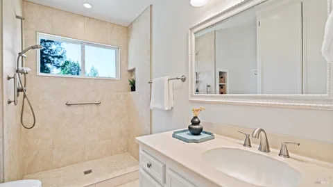 $1,495,000 | 5 Viox Way, San Rafael, CA 94901