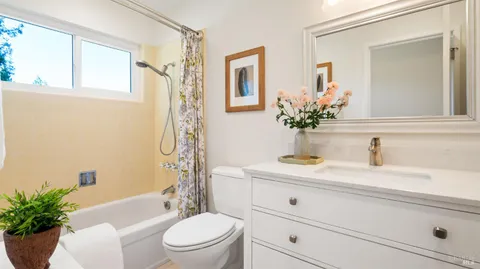 $1,495,000 | 5 Viox Way, San Rafael, CA 94901
