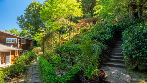 $1,495,000 | 5 Viox Way, San Rafael, CA 94901