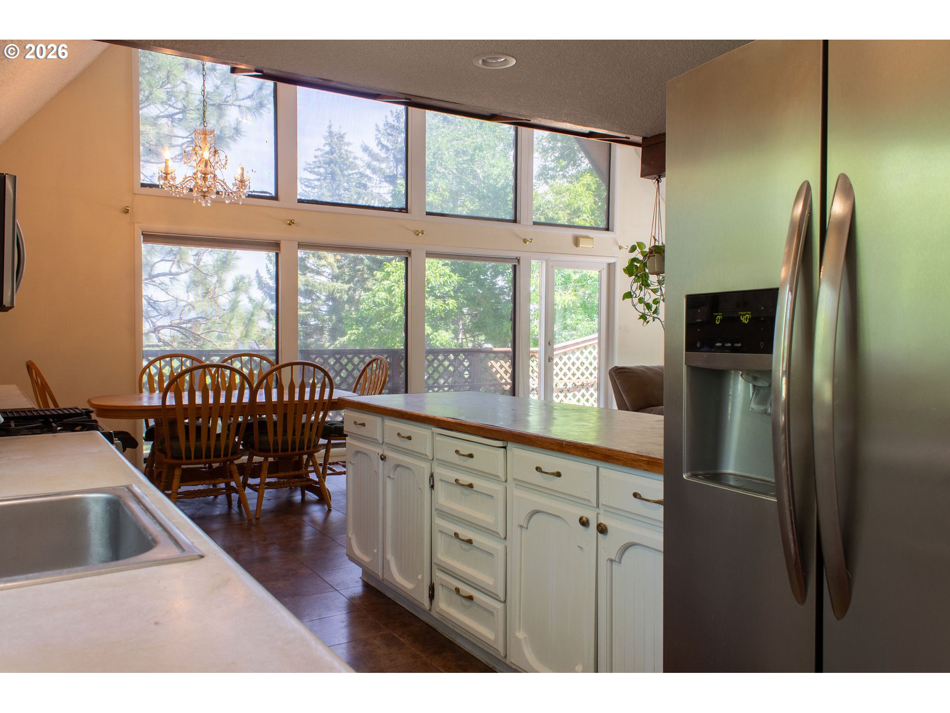 400 Walnut Street La Grande, OR 97850 - Photo 11 of 48 Kitchen/Dining Room