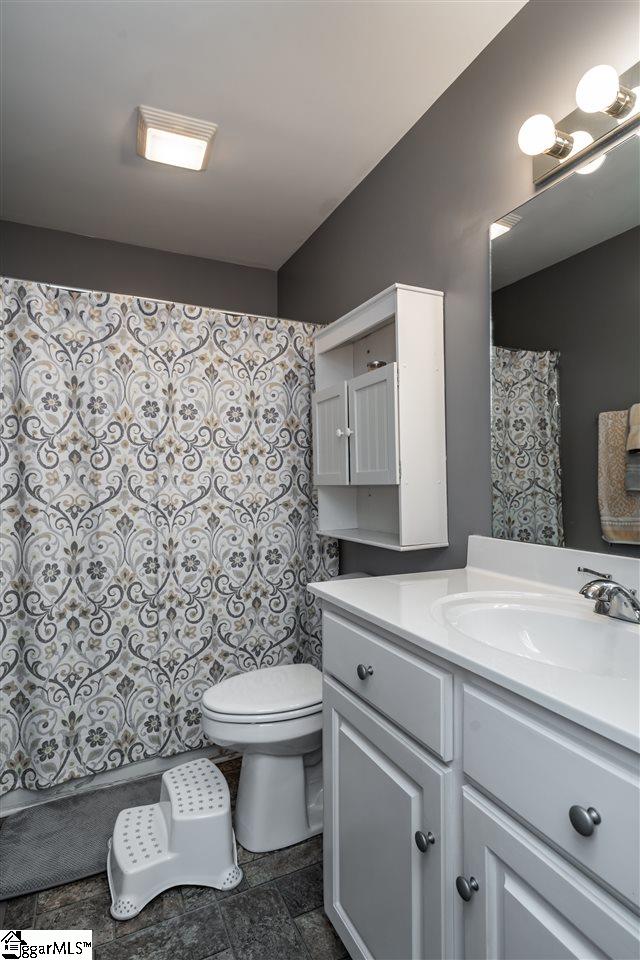 658 Hawkins Road Union, SC 29379 - Photo 8 of 12
