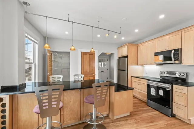 $799,900 | 136 Willow Street, Waltham, MA 02453