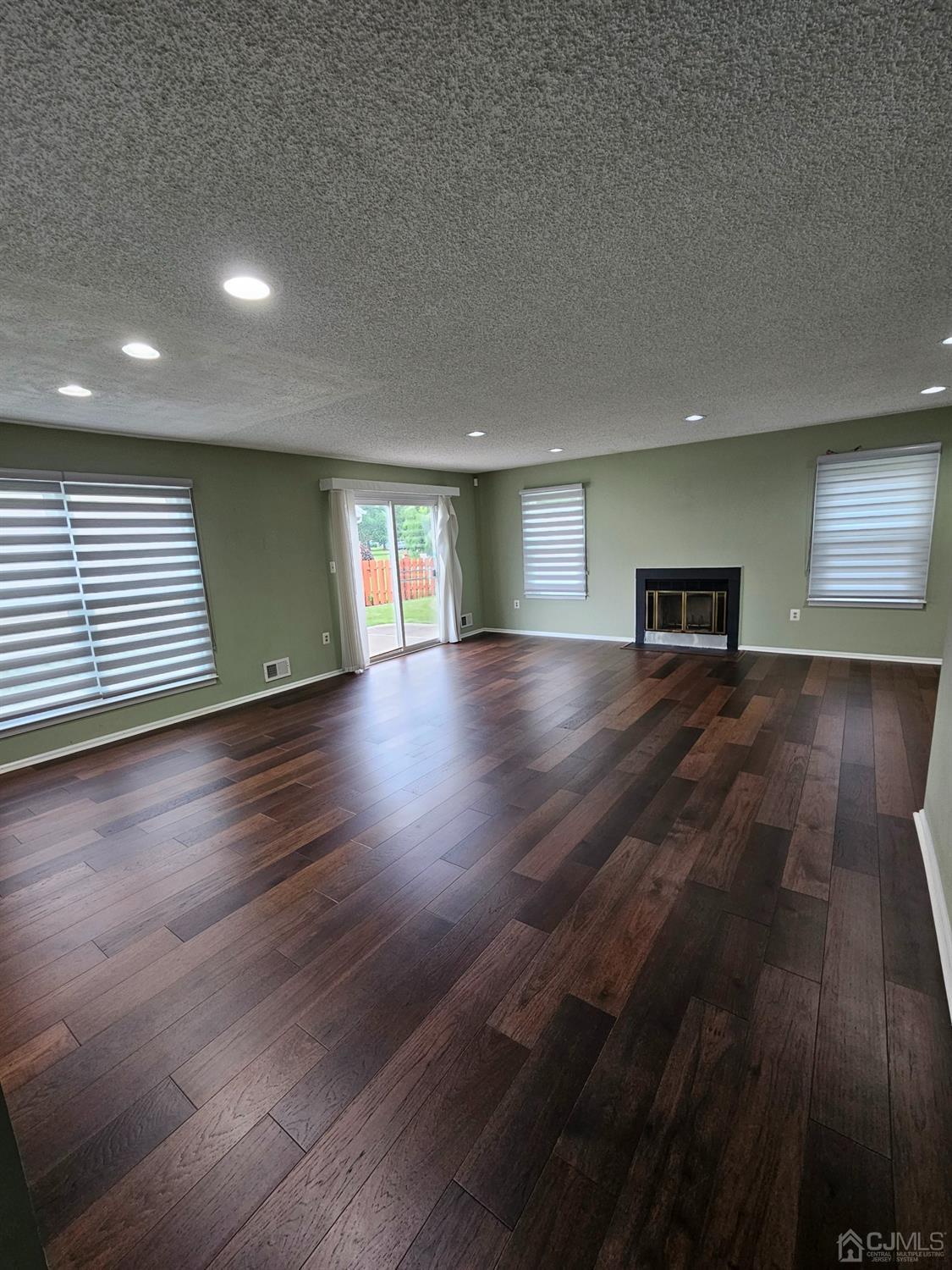 62 Rice Run East Brunswick, NJ 08816 - Photo 6 of 31