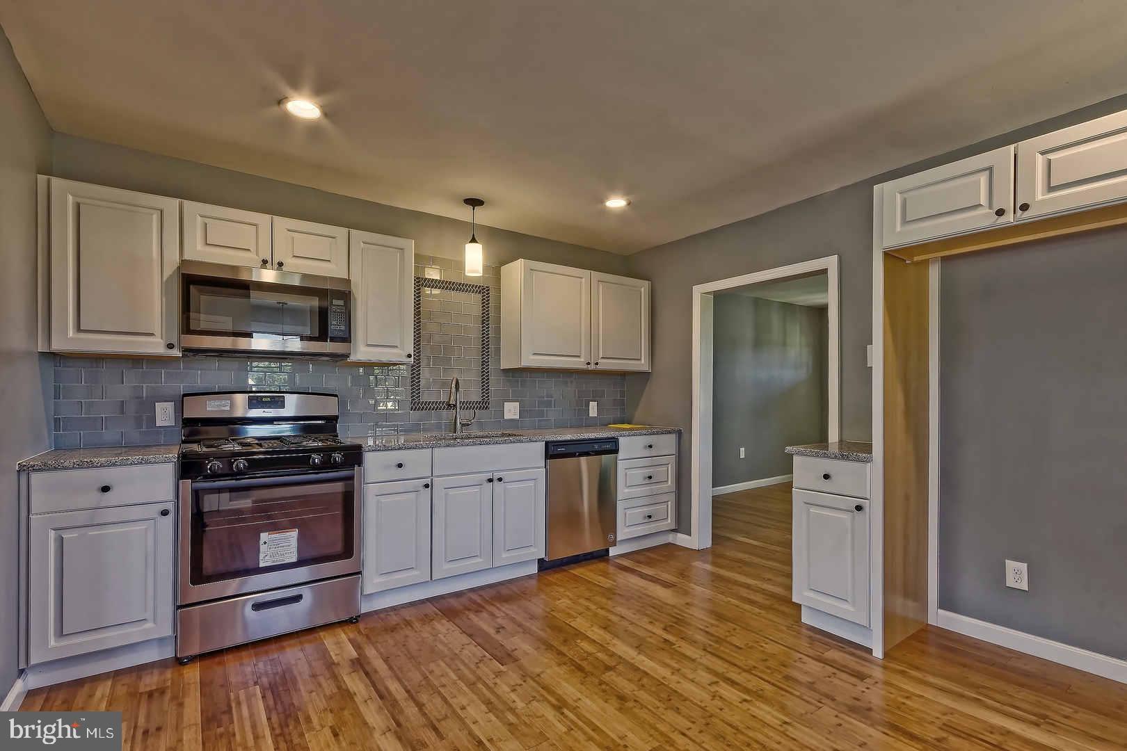 901 Bankbridge Road Sewell, NJ 08080 - Photo 8 of 25 Gallery Image 8