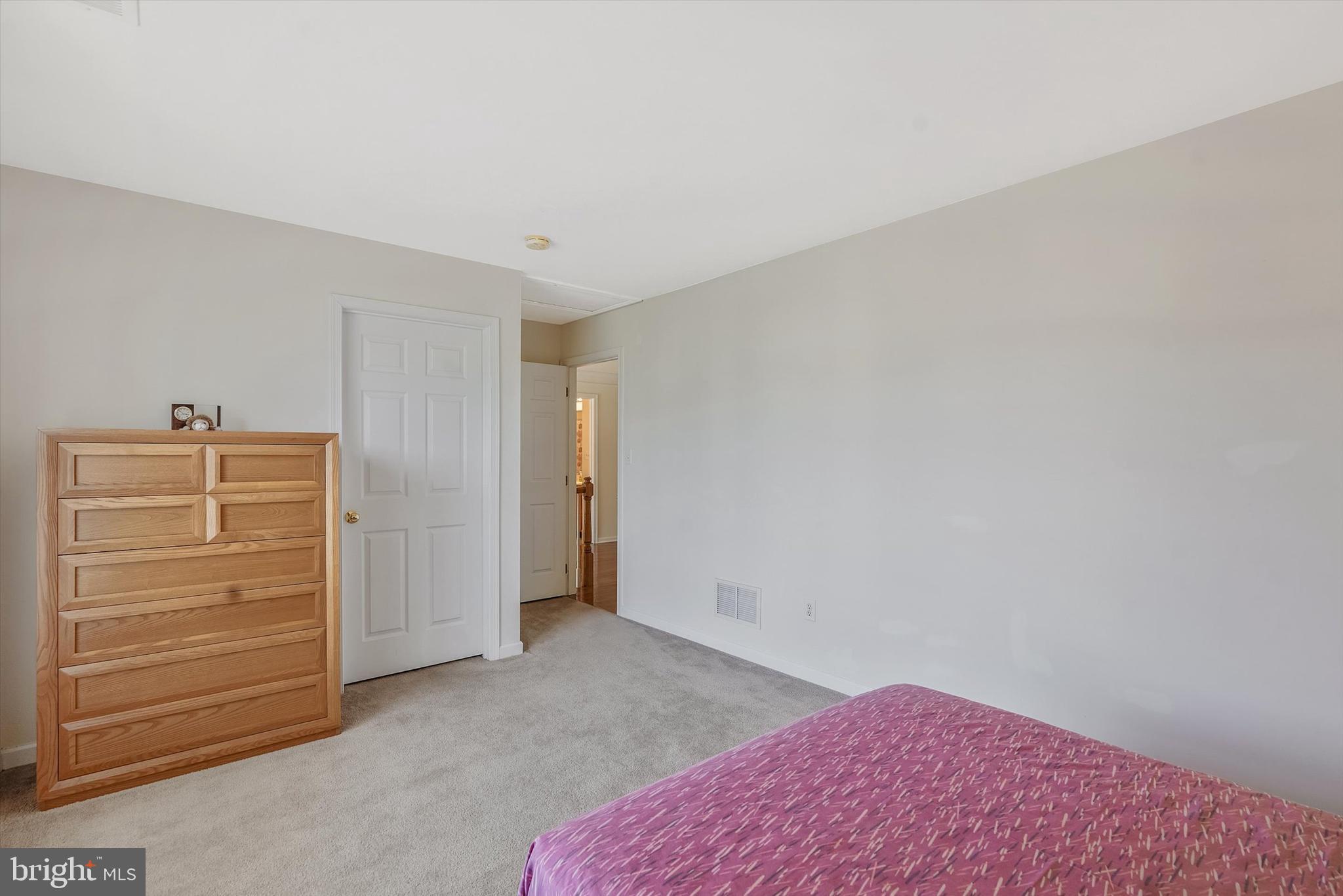 14 Devonshire Drive Princeton, NJ 08540 - Photo 27 of 36 a view of room