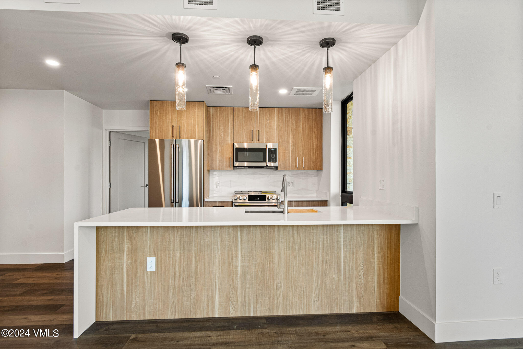 91 Mount Hope Circle, Unit D101 Eagle, CO 81631 - Photo 8 of 17 Kitchen