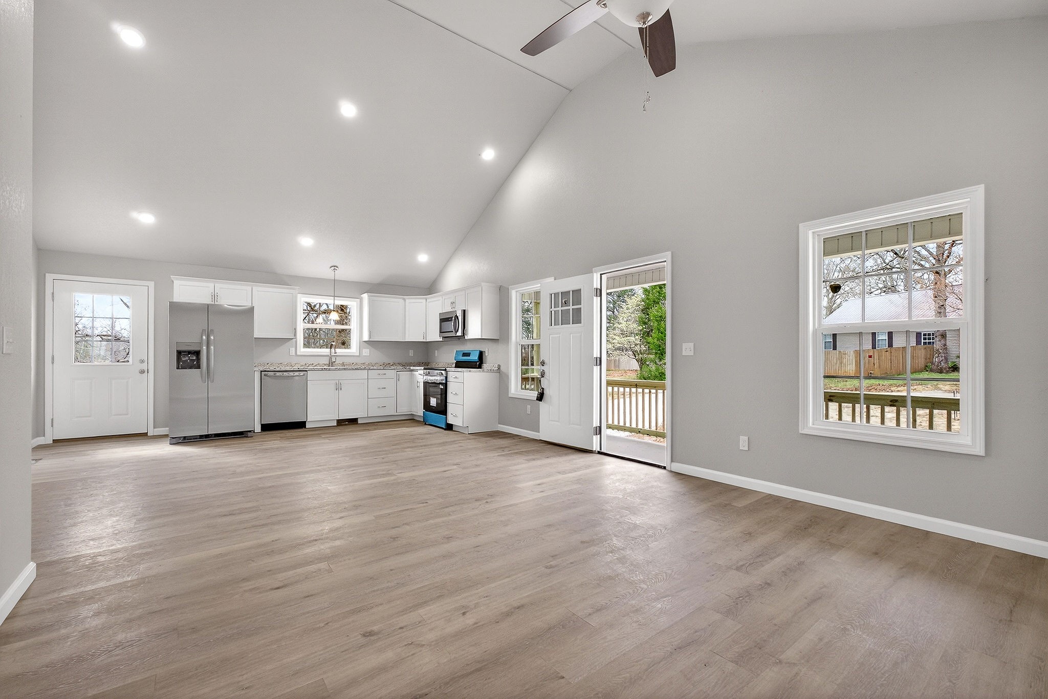 238 Rich Loop Sparta, TN 38583 - Photo 8 of 38