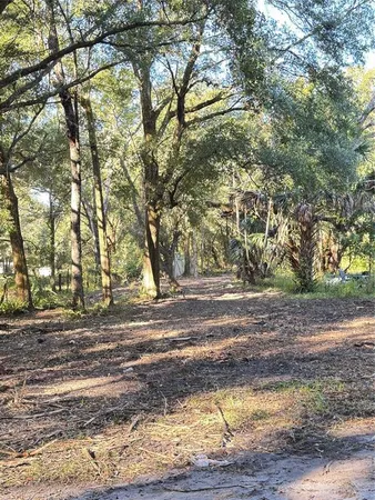 $79,900 | 17446 Southeast 134th Ave Road, Weirsdale, FL 32195