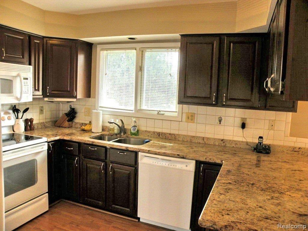 725 Snowmass Drive Rochester, MI 48309 - Photo 5 of 23 Kitchen