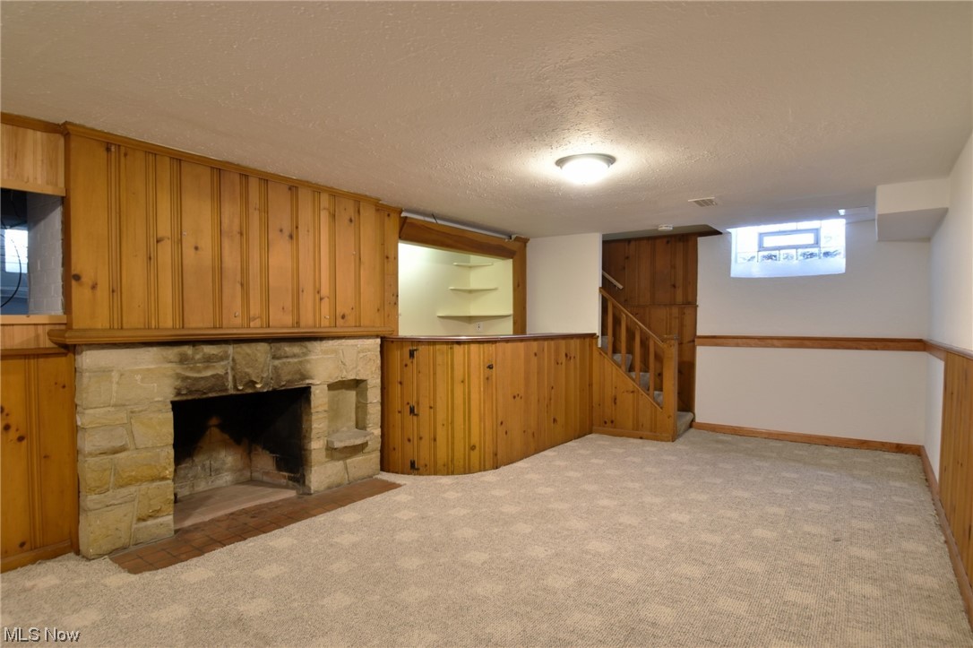 2295 Loyola Road Cleveland, OH 44118 - Photo 28 of 34