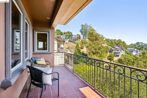 $2,475,000 | 6611 Elverton Drive, Oakland, CA 94611