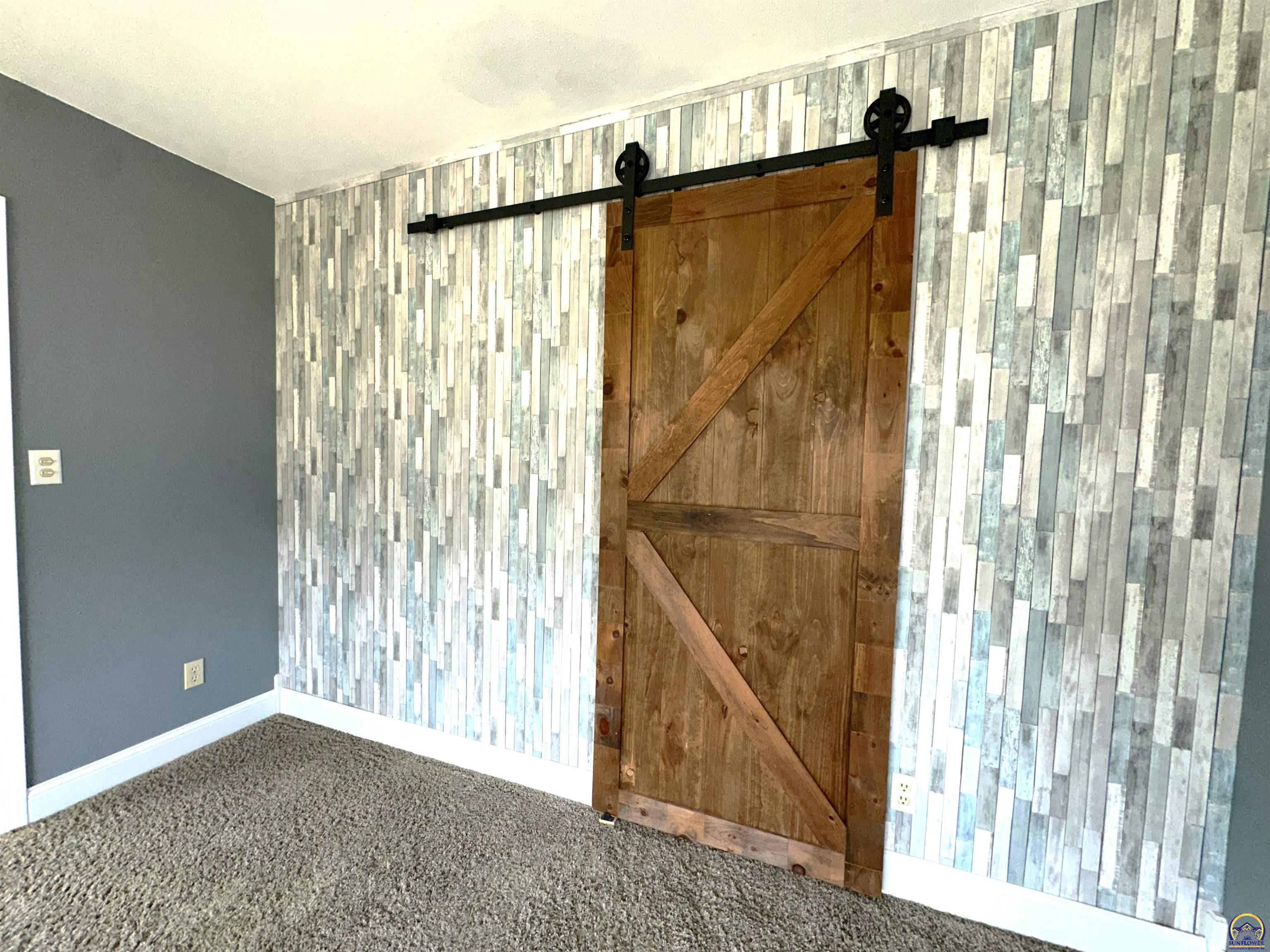 3511 Northwest Rochester Road Topeka, KS 66617 - Photo 14 of 58