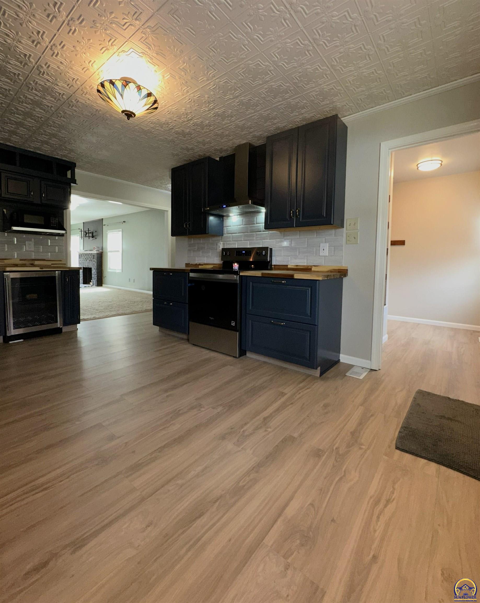 3511 Northwest Rochester Road Topeka, KS 66617 - Photo 33 of 58