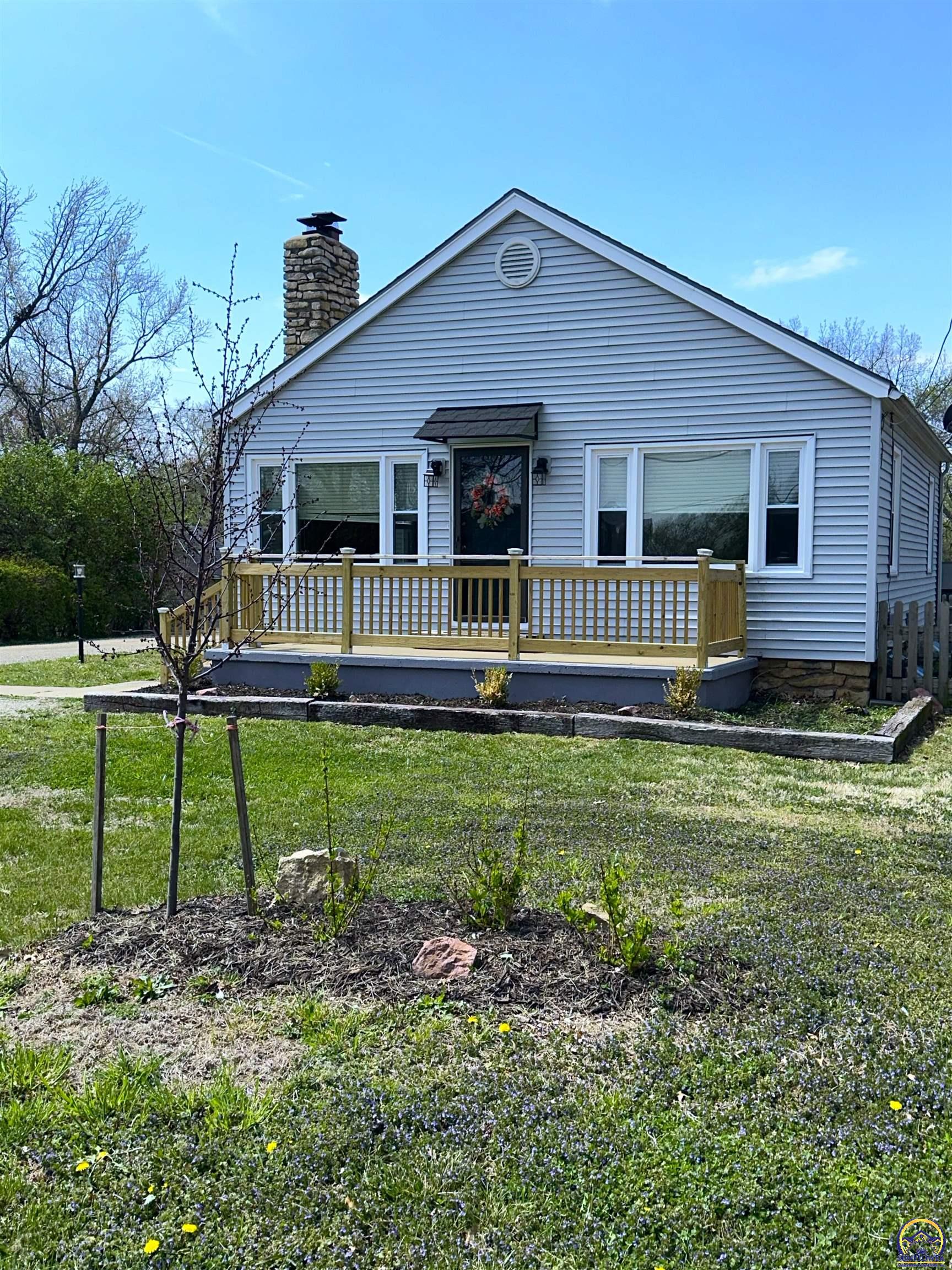 3511 Northwest Rochester Road Topeka, KS 66617 - Photo 4 of 58