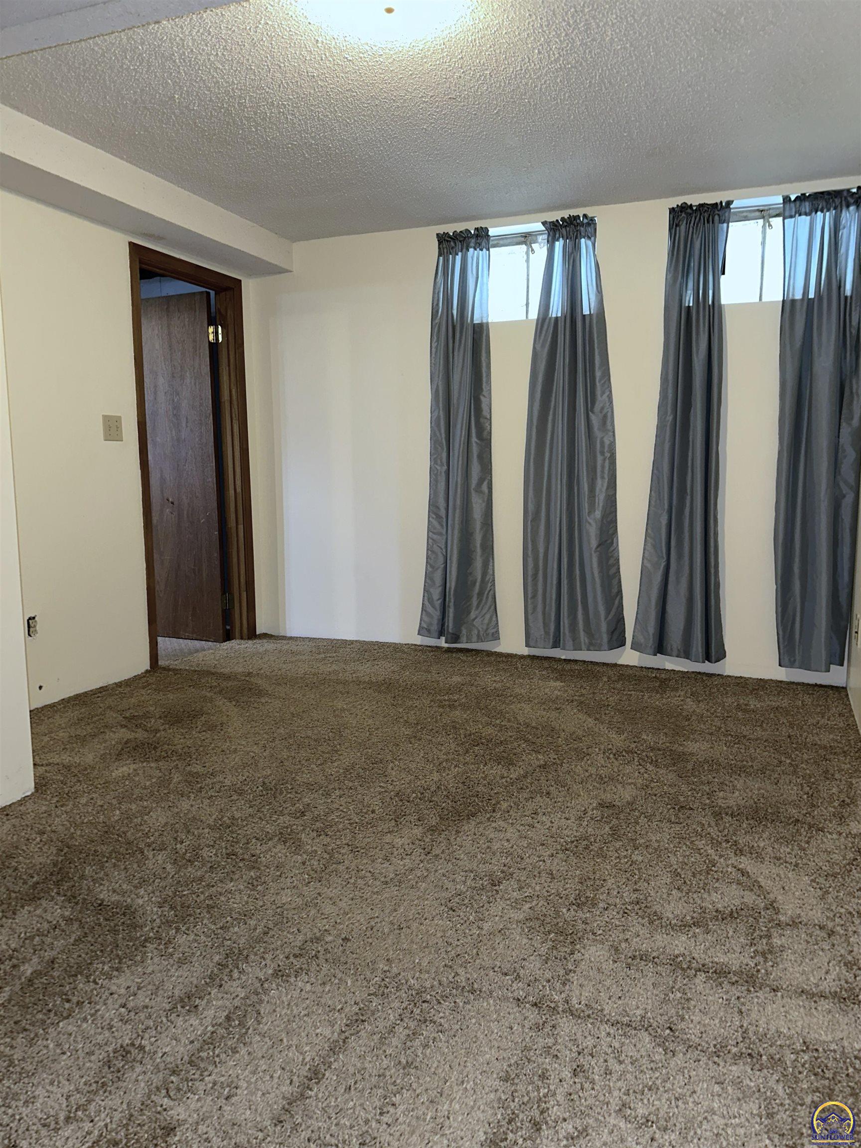 3511 Northwest Rochester Road Topeka, KS 66617 - Photo 44 of 58