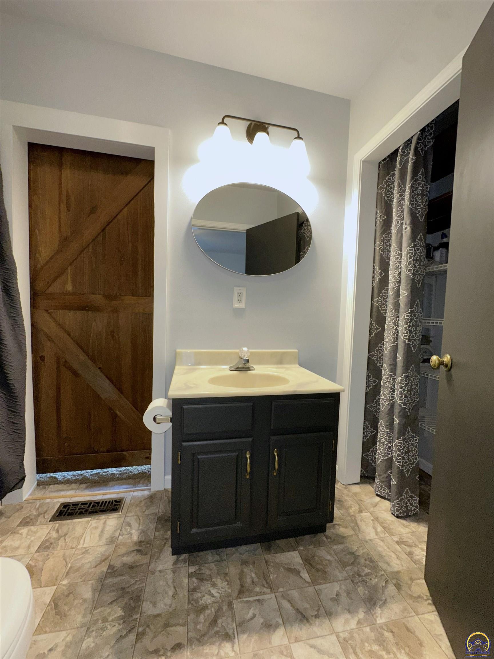 3511 Northwest Rochester Road Topeka, KS 66617 - Photo 45 of 58