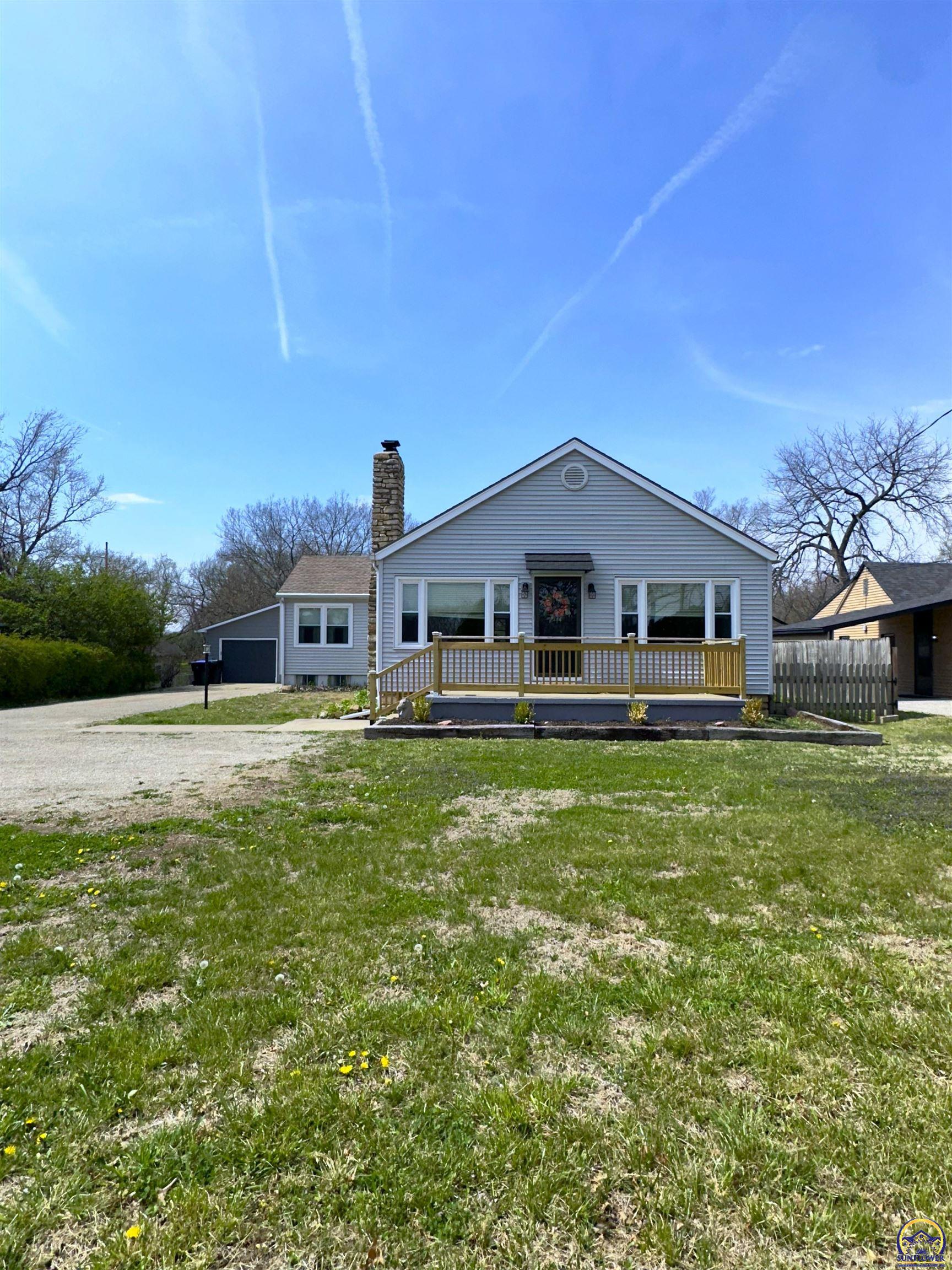 3511 Northwest Rochester Road Topeka, KS 66617 - Photo 6 of 58
