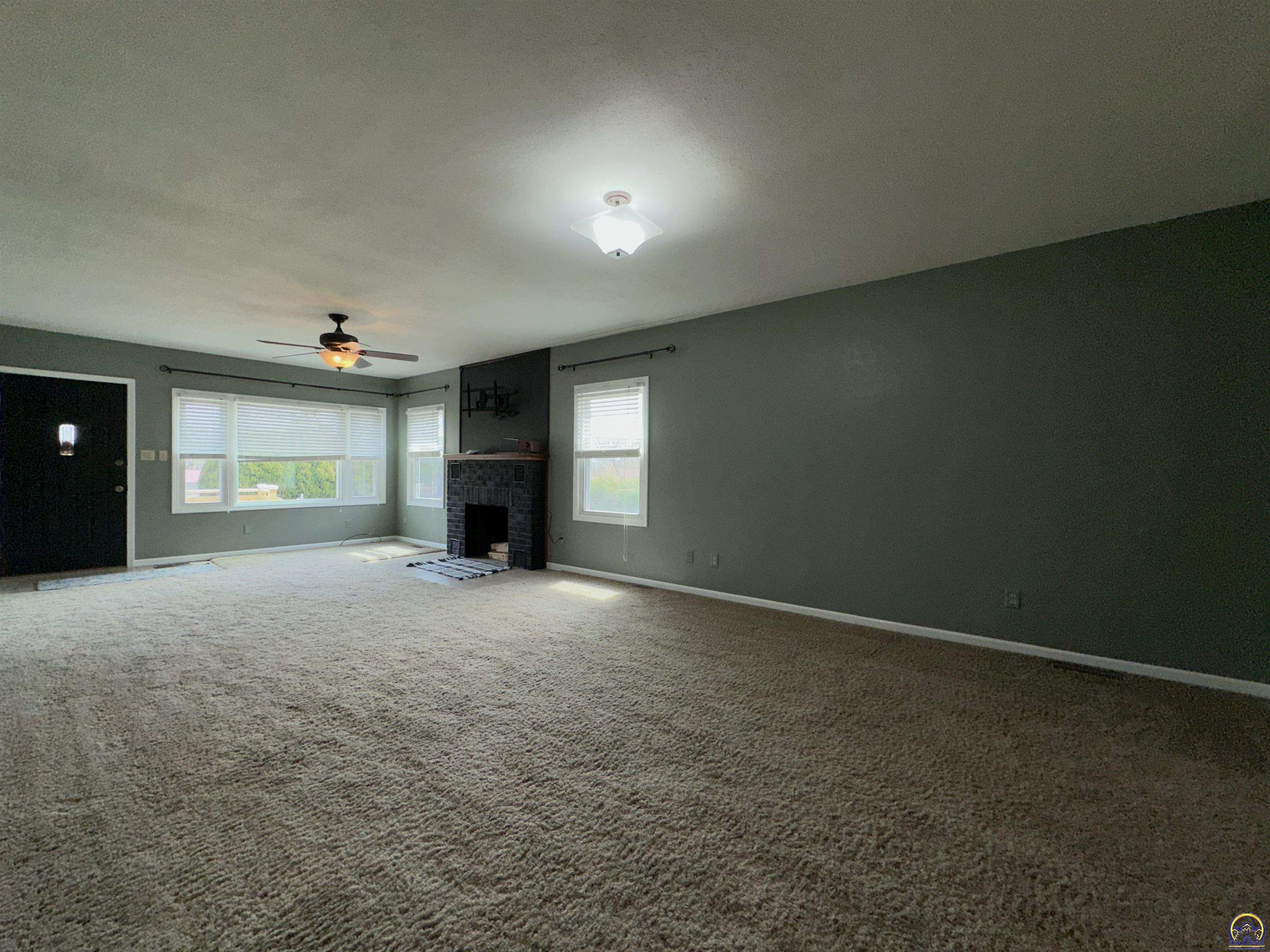 3511 Northwest Rochester Road Topeka, KS 66617 - Photo 9 of 58