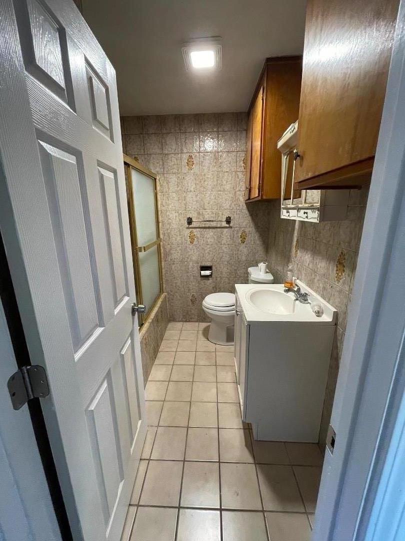 110 Toro Avenue Salinas, CA 93905 - Photo 7 of 13