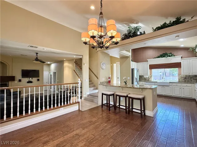 $2,500 | 5524 Ivy Side Avenue, Las Vegas, NV 89131