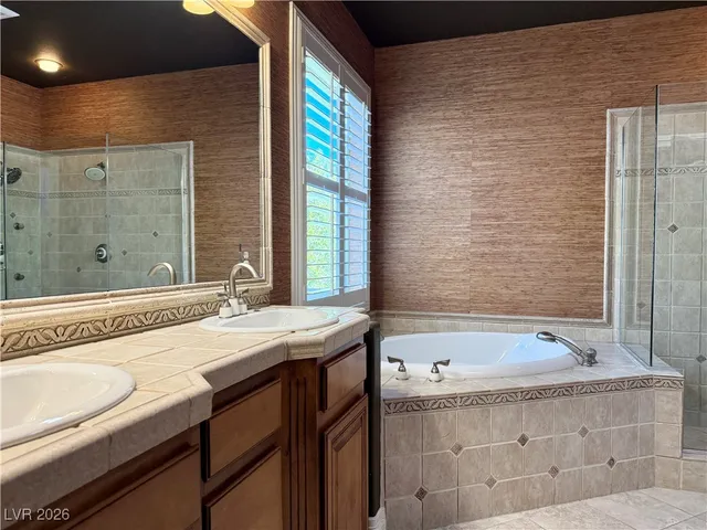 $2,500 | 5524 Ivy Side Avenue, Las Vegas, NV 89131