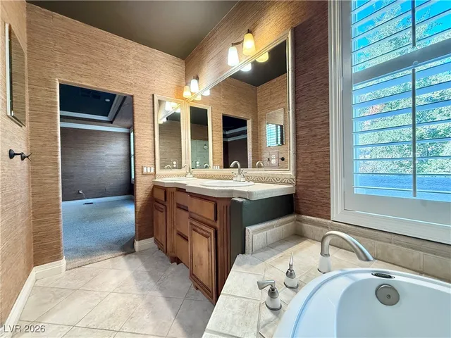 $2,500 | 5524 Ivy Side Avenue, Las Vegas, NV 89131