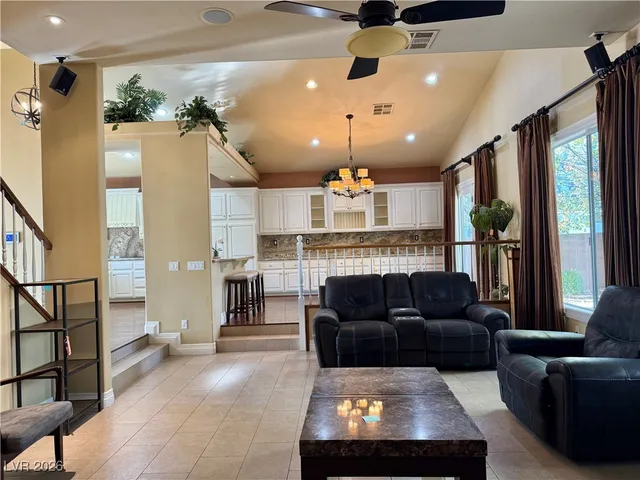 $2,500 | 5524 Ivy Side Avenue, Las Vegas, NV 89131