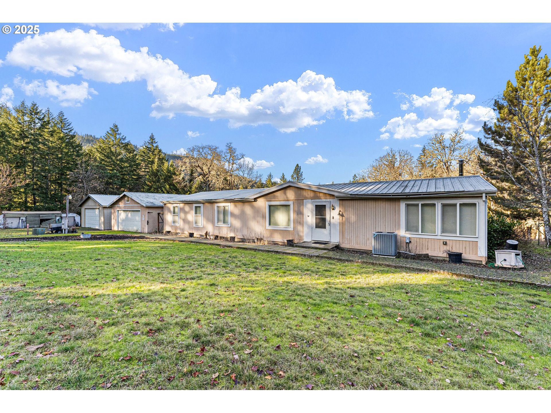 660 Byron Creek Road Winston, OR 97496 - Photo 1 of 48