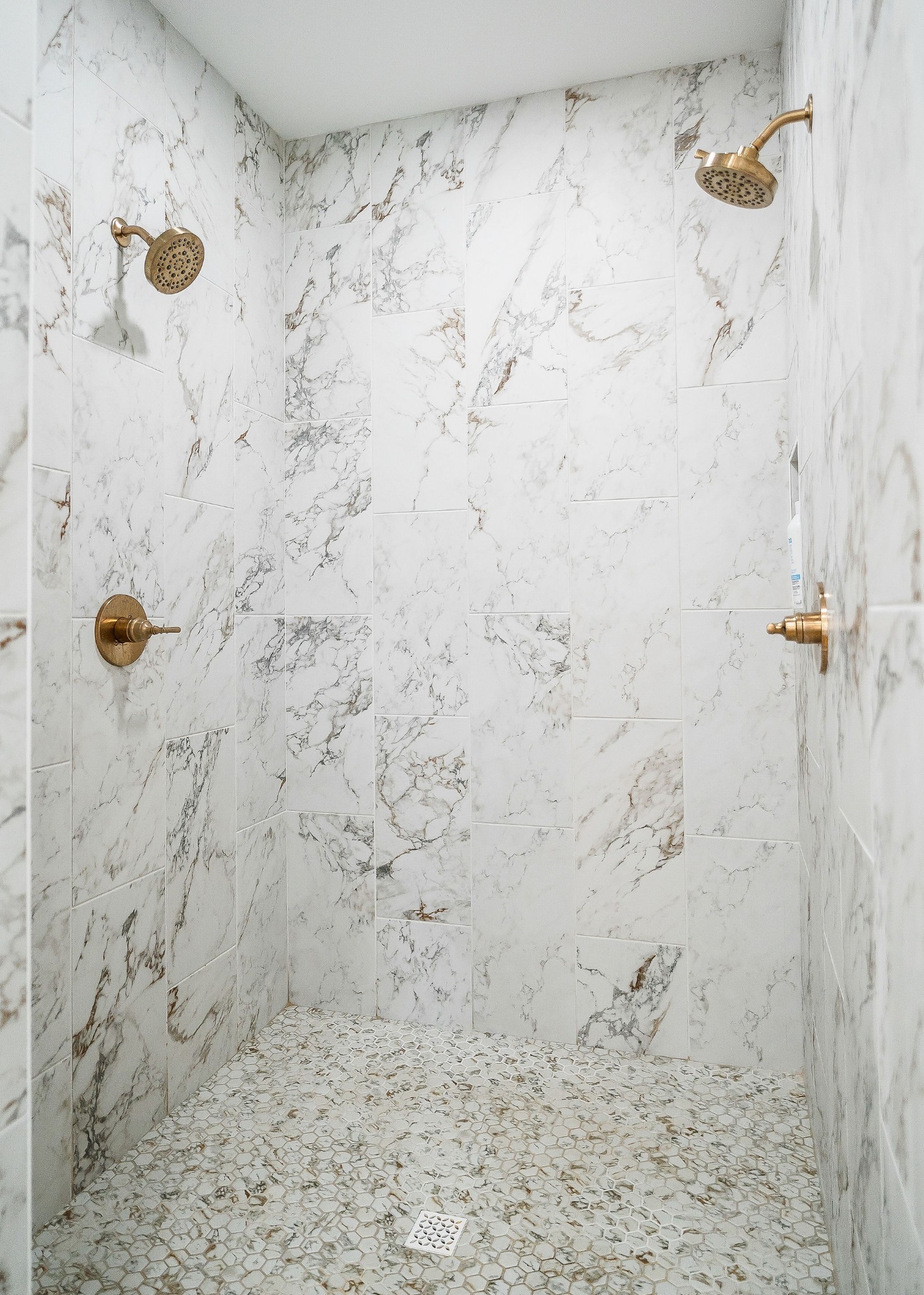 250 Dyer Ridge Road Baxter, TN 38544 - Photo 26 of 52 a bathroom with a shower