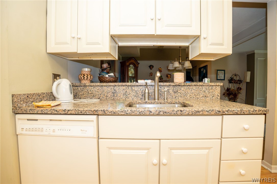 2 Hickory Hill Road, Unit B Amherst, NY 14221 - Photo 8 of 18
