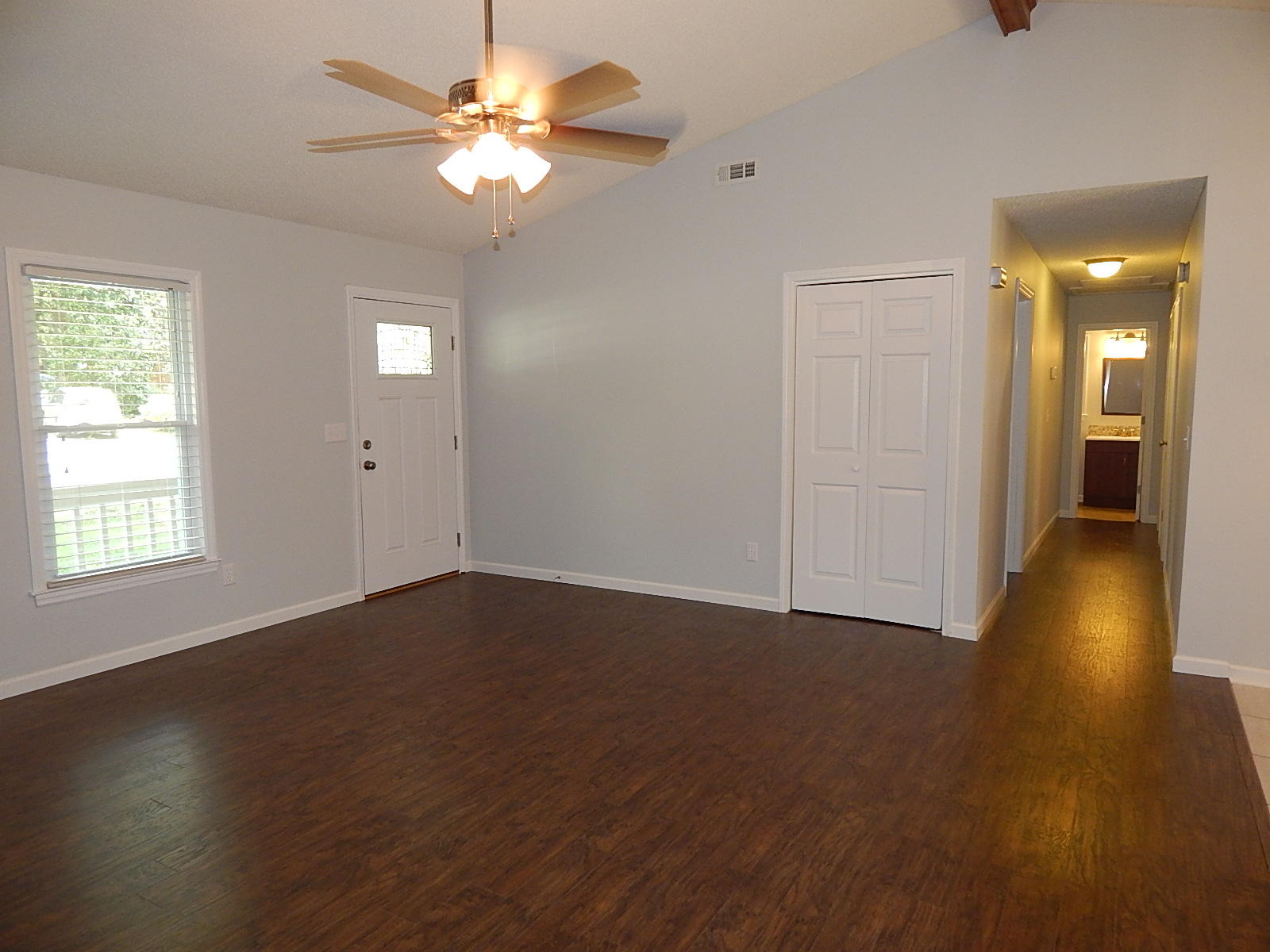 123 Ridge Road Summerville, SC 29485 - Photo 4 of 19 DSCN3557