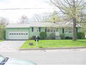 33 Harbour Road Bennington, VT 05201 - Photo 1 of 1