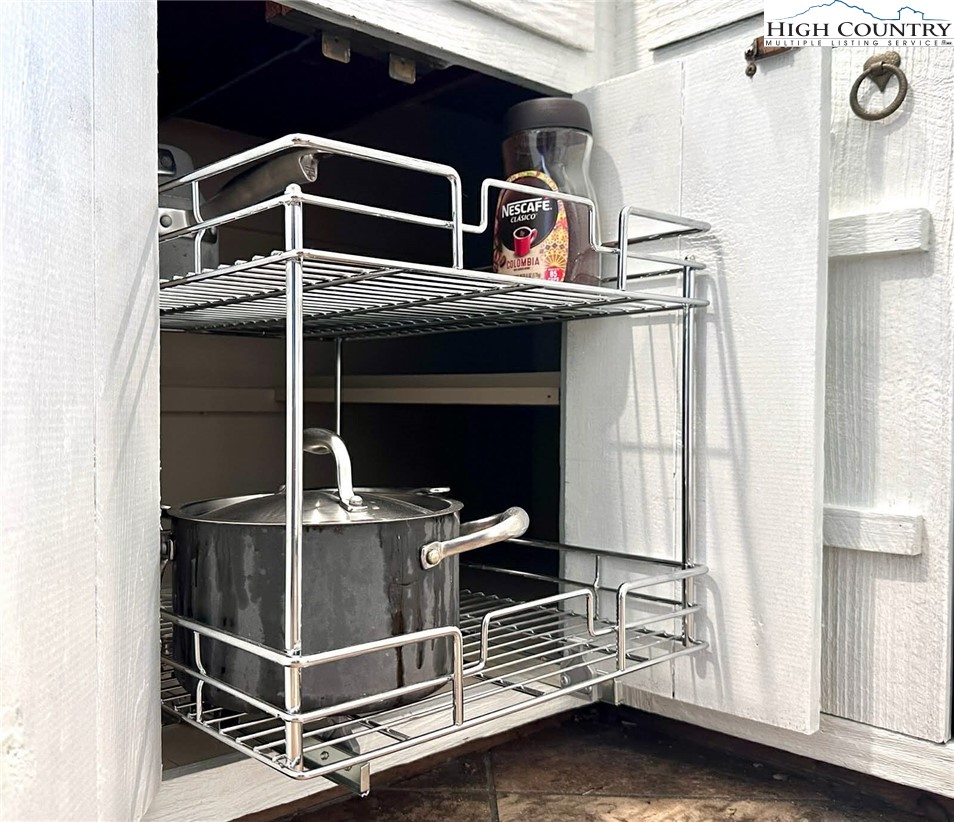 223 Timberlake Sparta, NC 28675 - Photo 14 of 50 a walk in closet