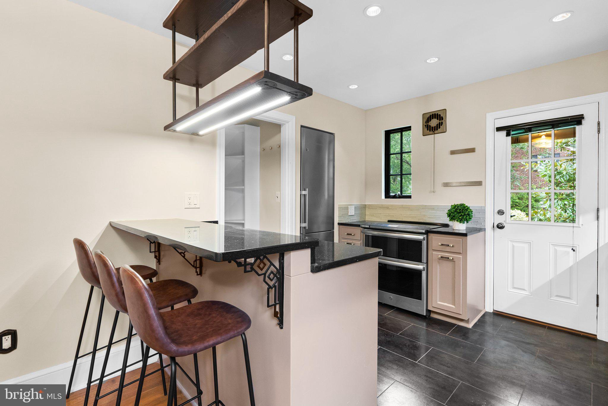 701 McNeill Road Silver Spring, MD 20910 - Photo 13 of 42