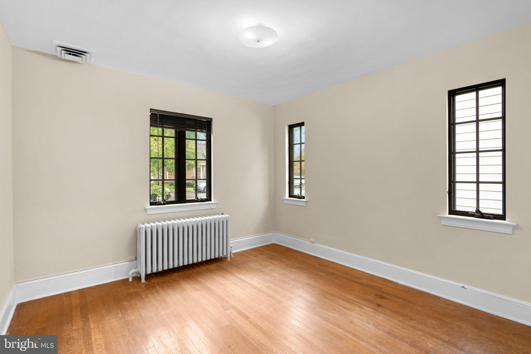 701 McNeill Road Silver Spring, MD 20910 - Photo 22 of 42