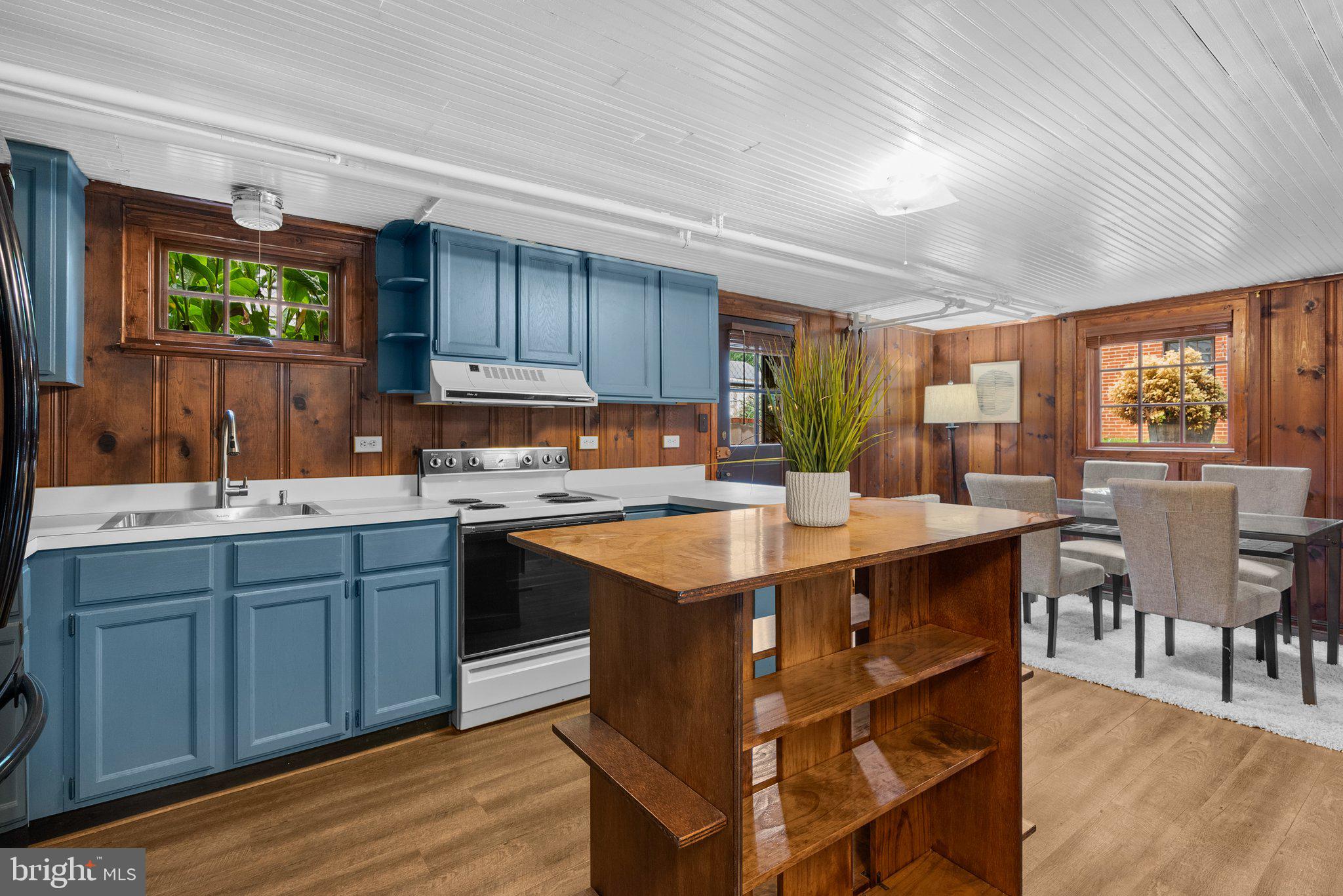 701 McNeill Road Silver Spring, MD 20910 - Photo 31 of 42