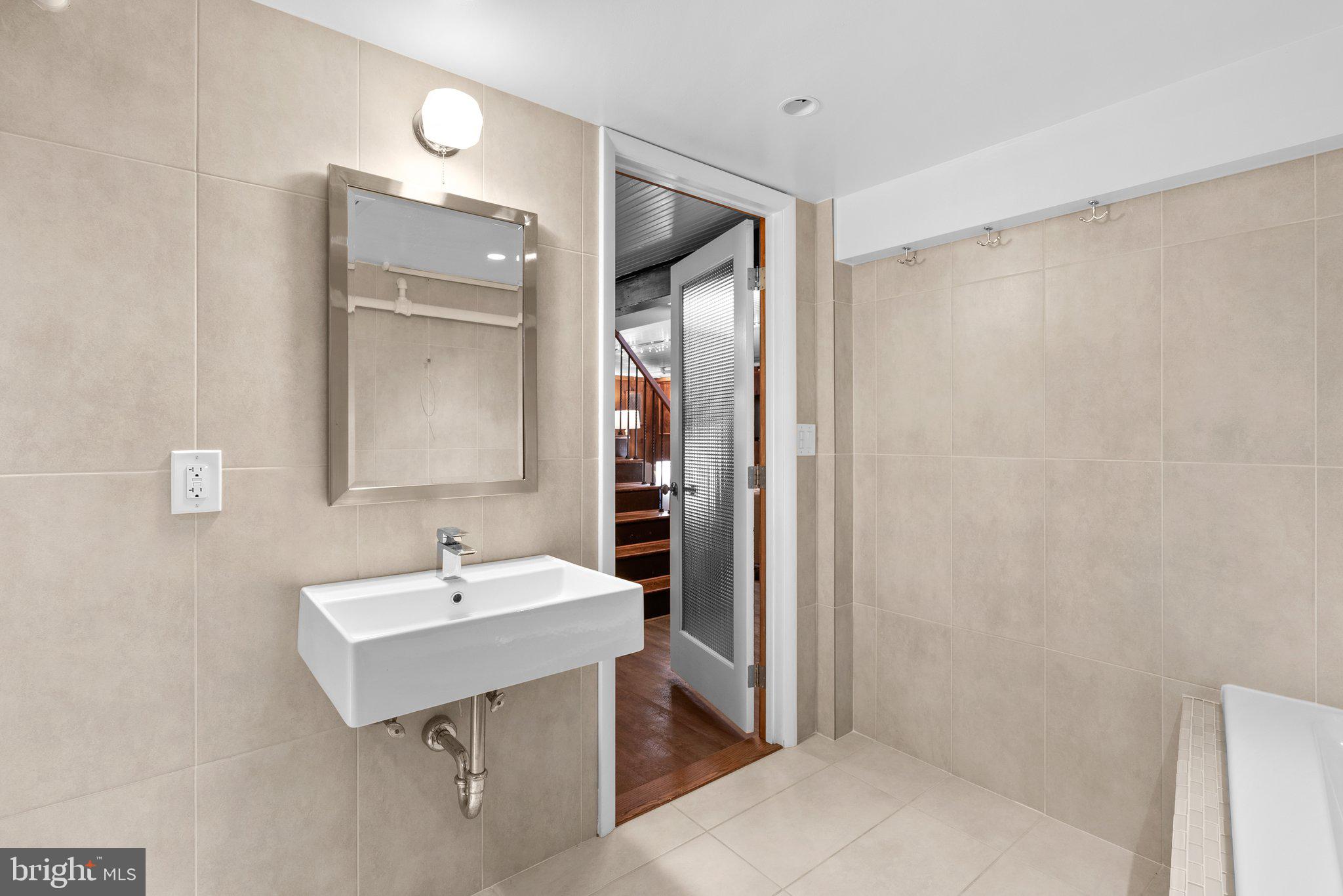 701 McNeill Road Silver Spring, MD 20910 - Photo 34 of 42