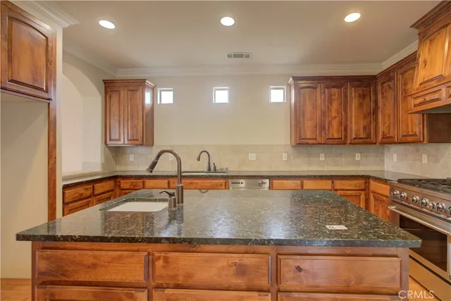 $499,950 | 13045 Ridgewood Way, Chowchilla, CA 93610