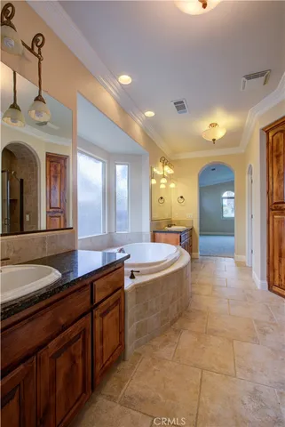 $499,950 | 13045 Ridgewood Way, Chowchilla, CA 93610