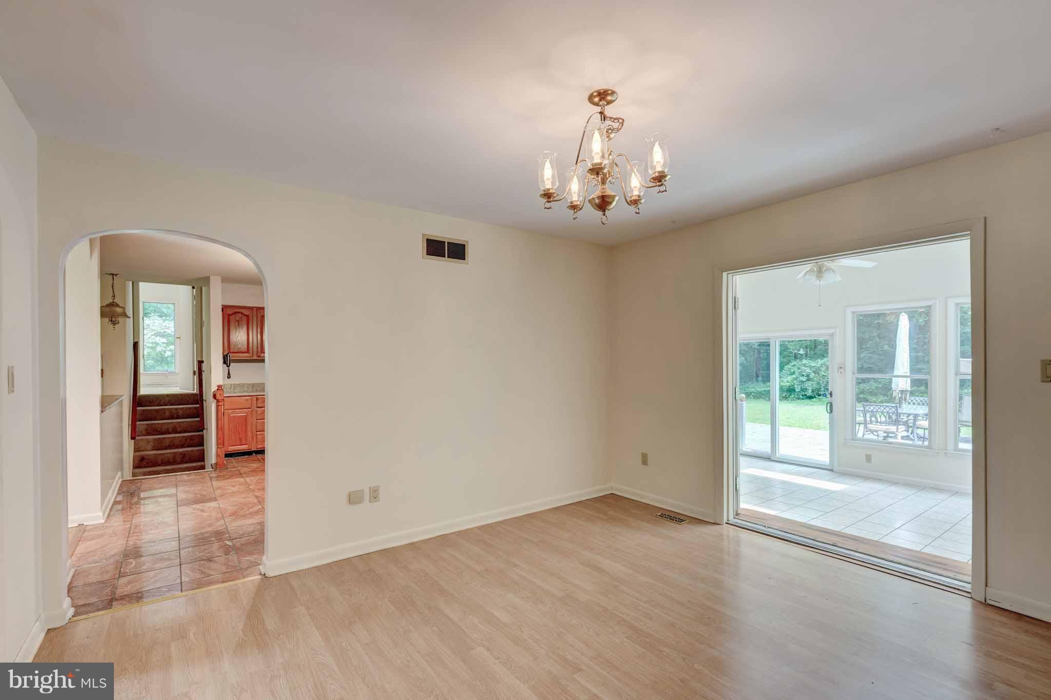 3871 Fringer Road Taneytown, MD 21787 - Photo 7 of 29 Dining Room