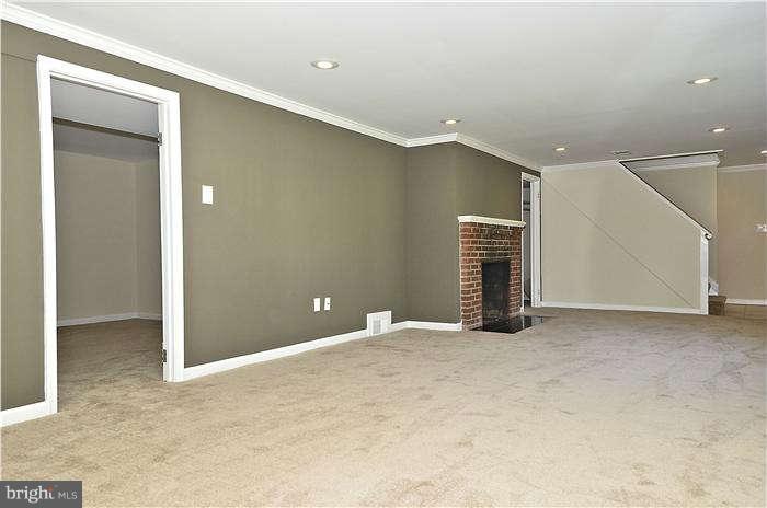 4601 Henderson Road Temple Hills, MD 20748 - Photo 17 of 30 Family Room
