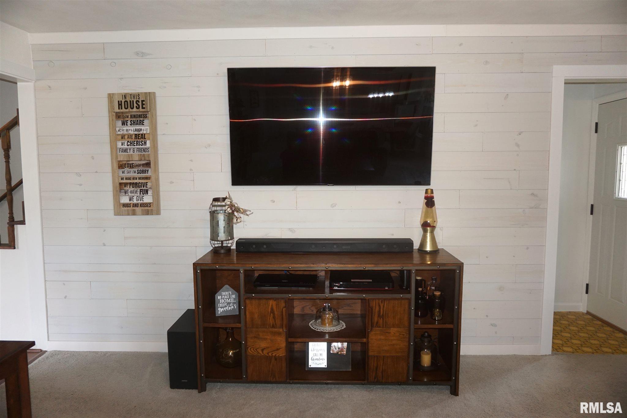 21162 North Taylor Road Canton, IL 61520 - Photo 10 of 30 Gallery Image 10