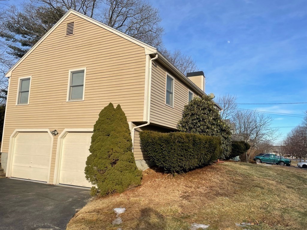 14 Brion Road Bellingham, MA 02019 - Photo 12 of 16 Gallery Image 12
