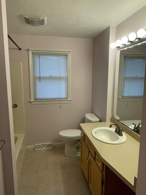 14 Brion Road Bellingham, MA 02019 - Photo 15 of 16 Gallery Image 15