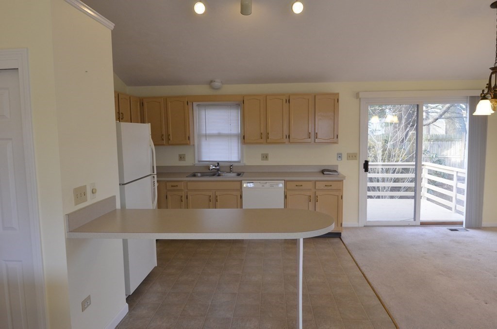 14 Brion Road Bellingham, MA 02019 - Photo 5 of 16 Gallery Image 5