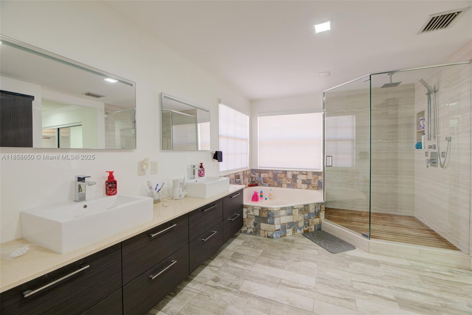 18196 Southwest 29th Street Miramar, FL 33029 - Photo 34 of 54