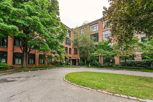 $289,900 | 150 Rumford Avenue, Unit 410, Mansfield, MA 02048