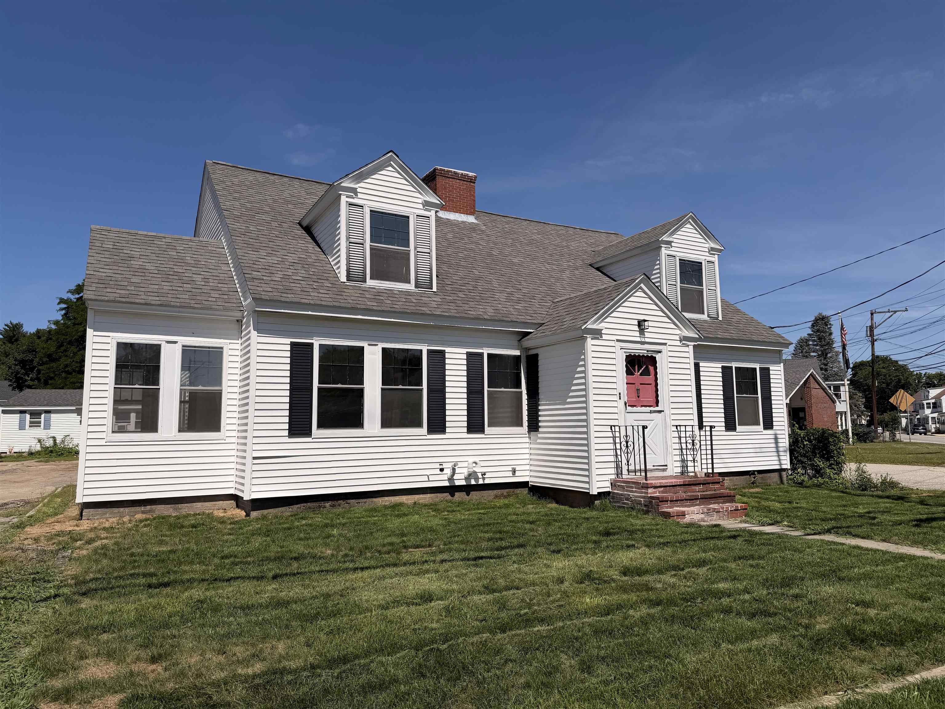 1 Church Street Rochester, NH 03839 - Photo 2 of 32